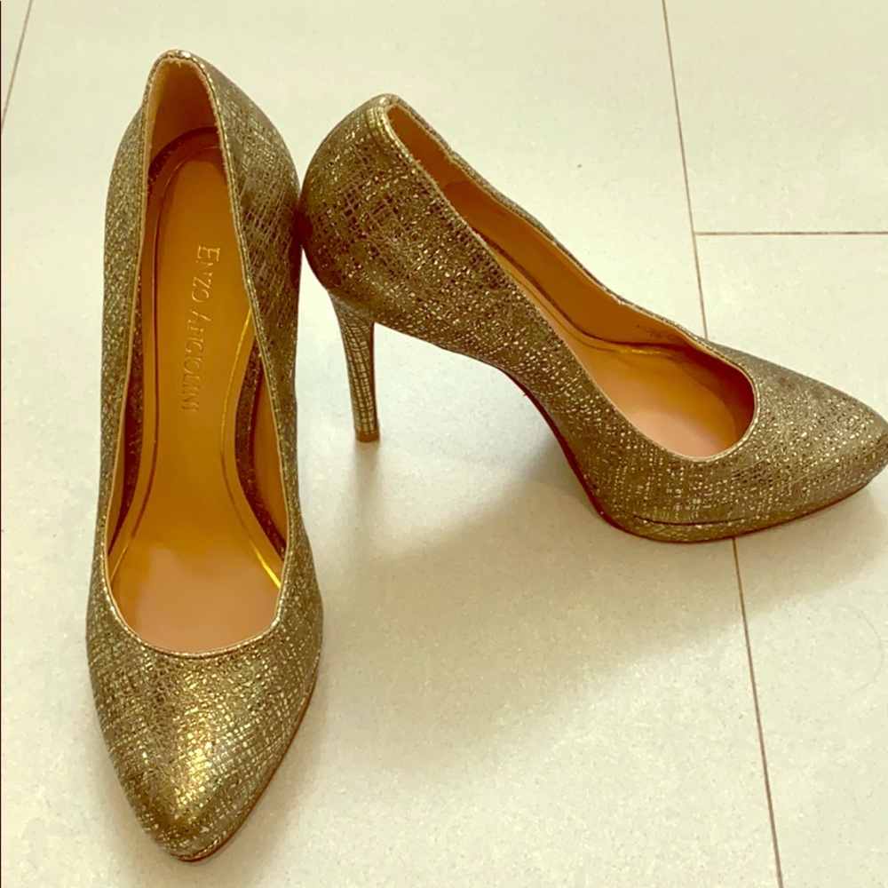 Gold with black Enzo Agliolini pumps